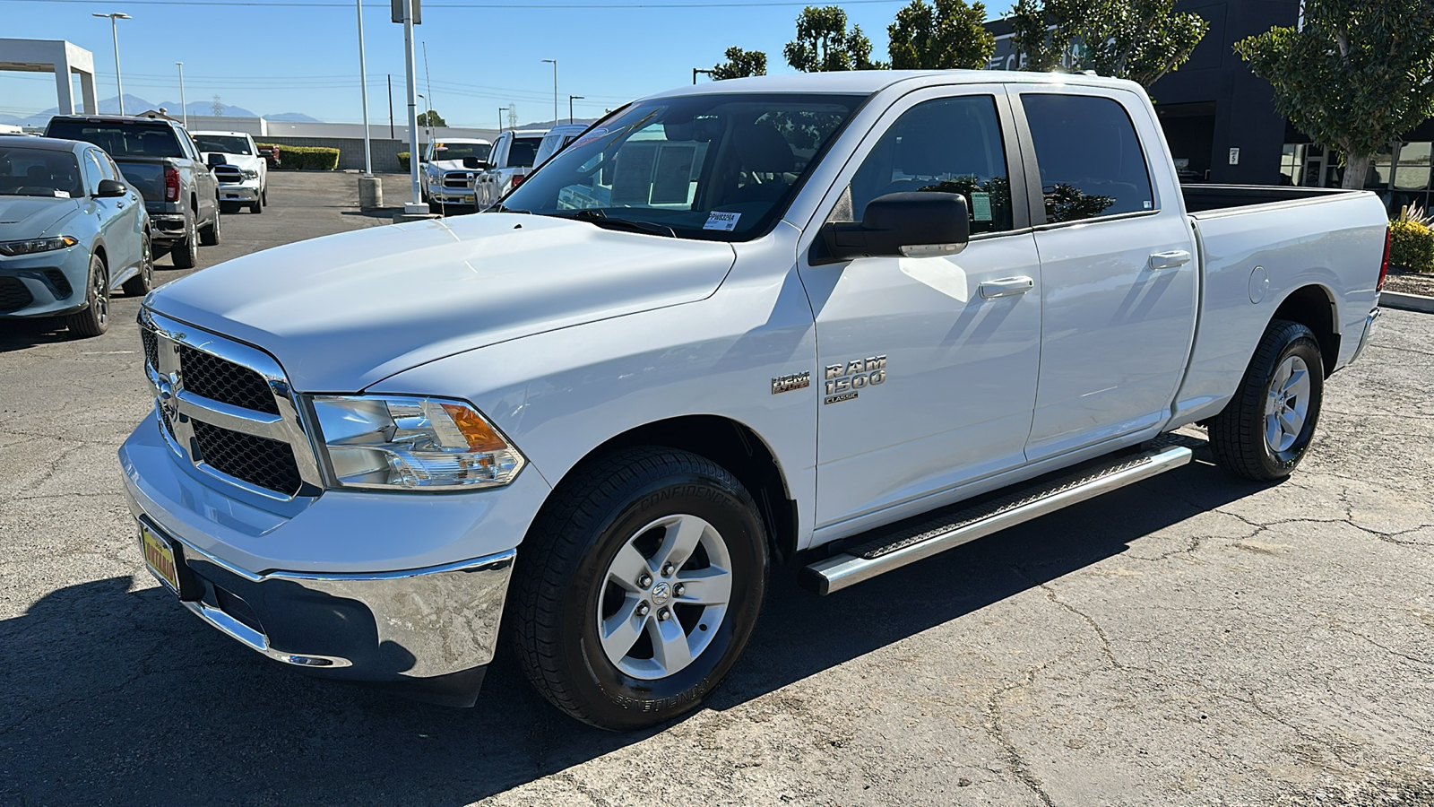 2020 Ram 1500 Classic SLT 8