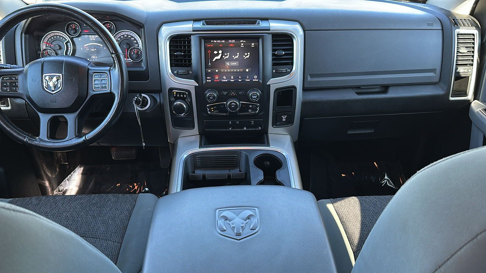 2020 Ram 1500 Classic SLT 13