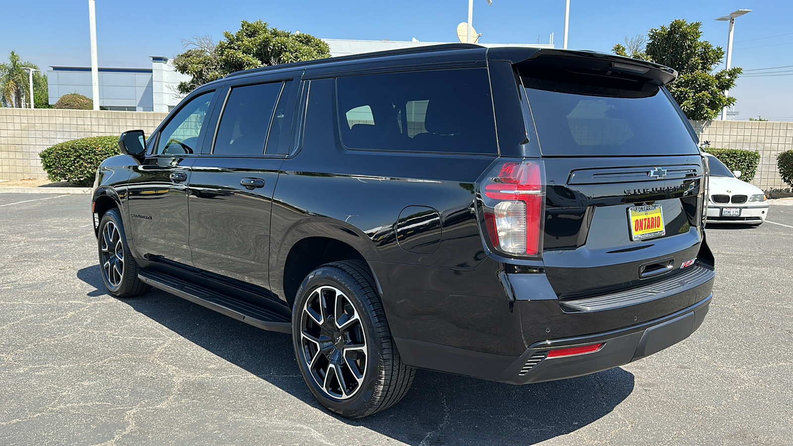 2024 Chevrolet Suburban RST 6