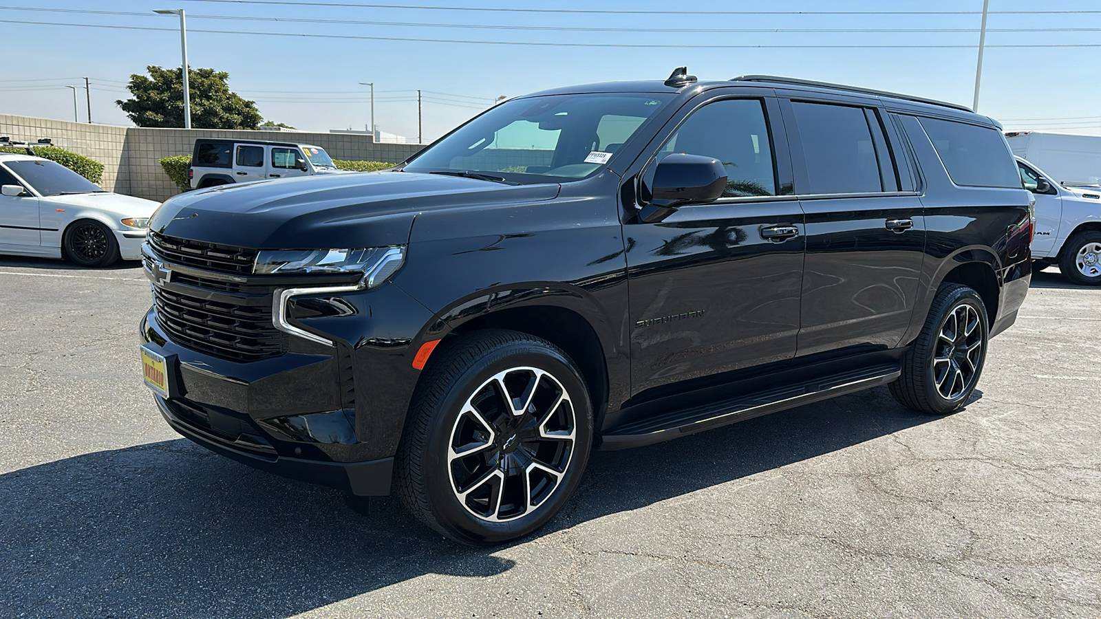 2024 Chevrolet Suburban RST 8