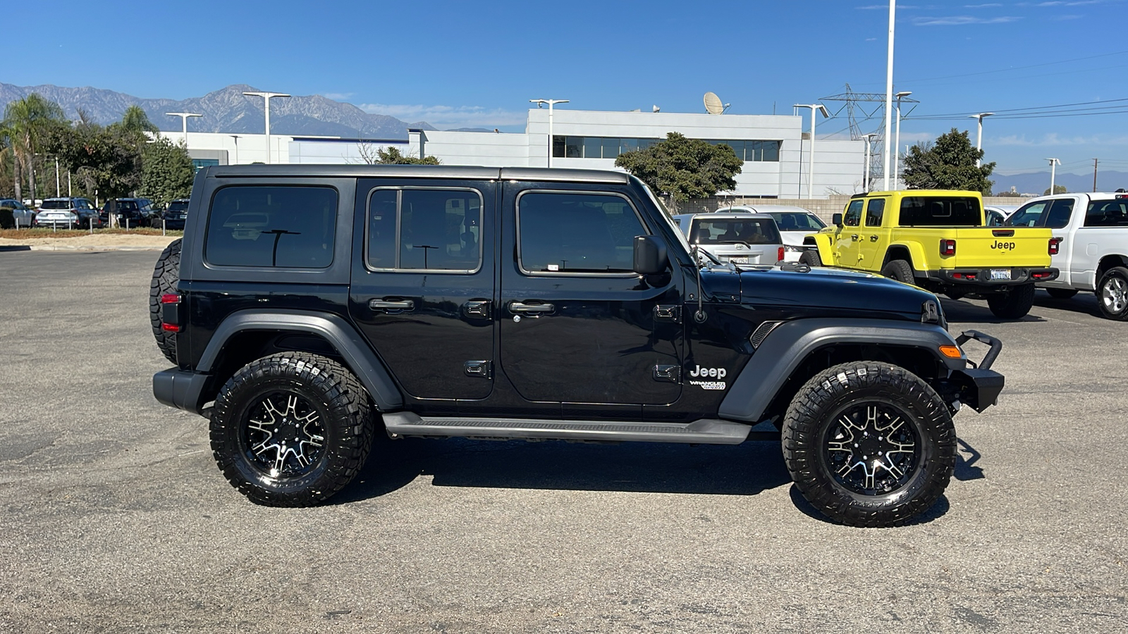 2018 Jeep Wrangler Unlimited Sport S 2