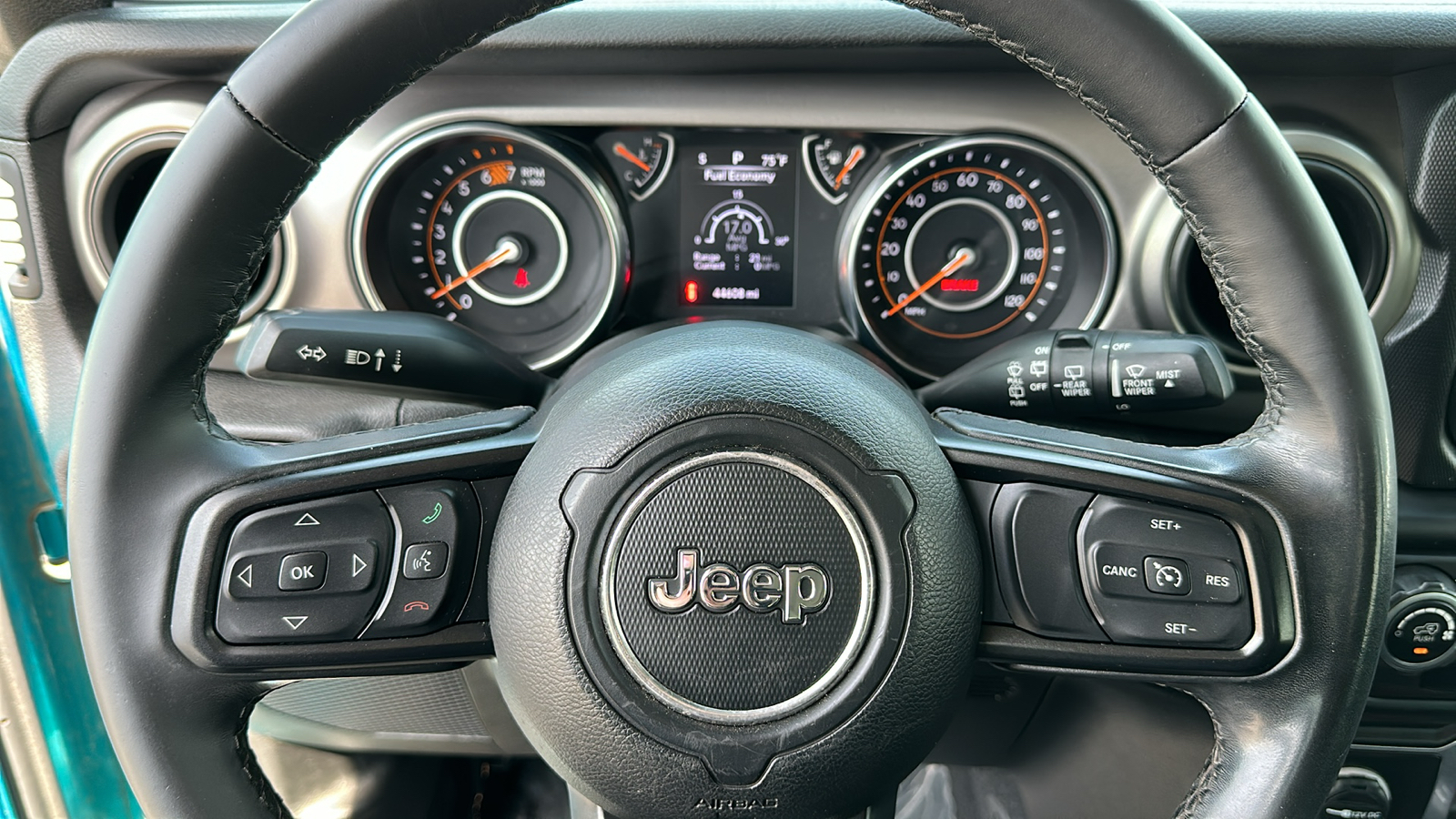 2020 Jeep Wrangler Sport S 14