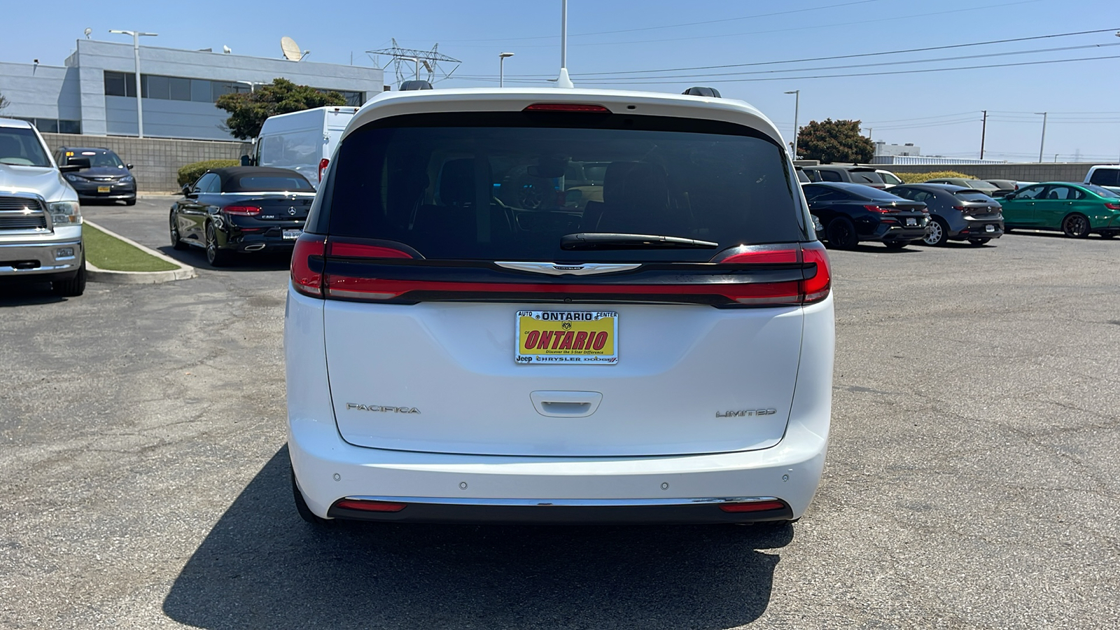 2022 Chrysler Pacifica Limited 4