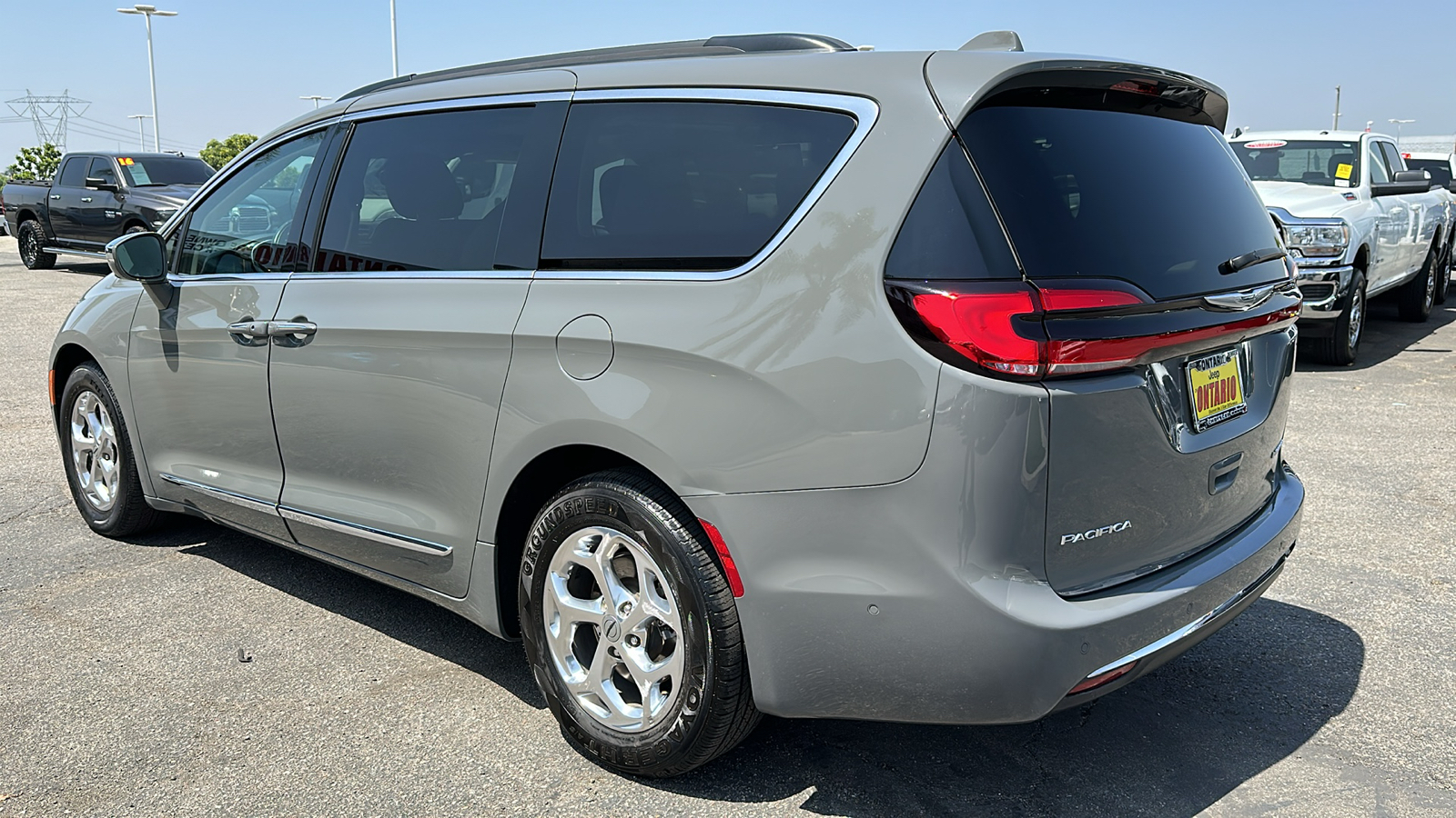 2022 Chrysler Pacifica Limited 6