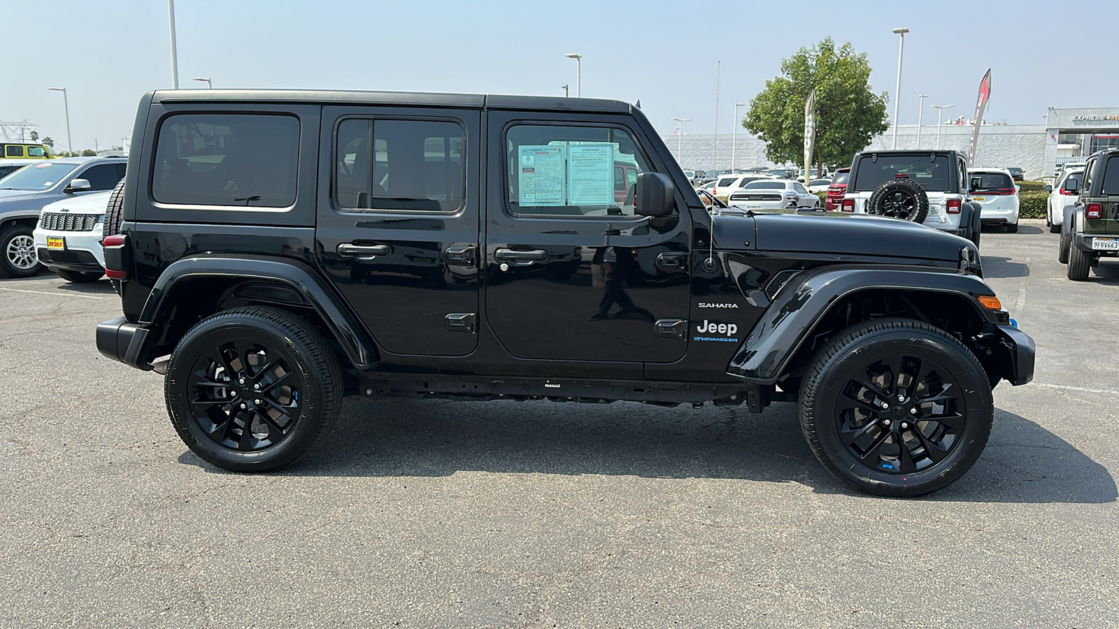 2023 Jeep Wrangler Sahara 4xe 3