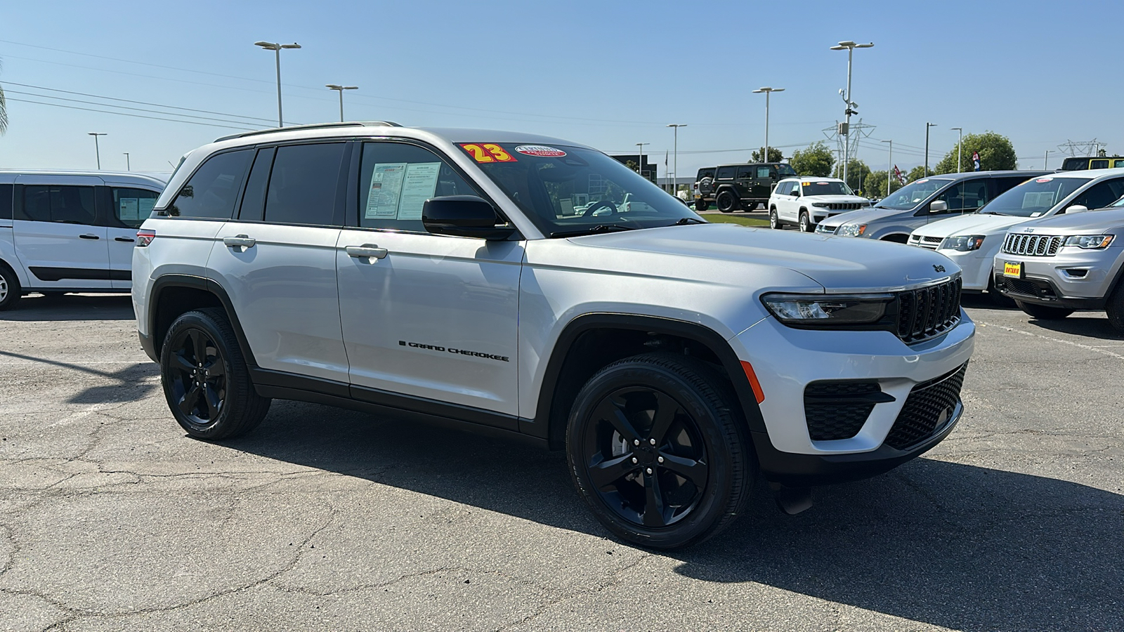 2023 Jeep Grand Cherokee Altitude 2