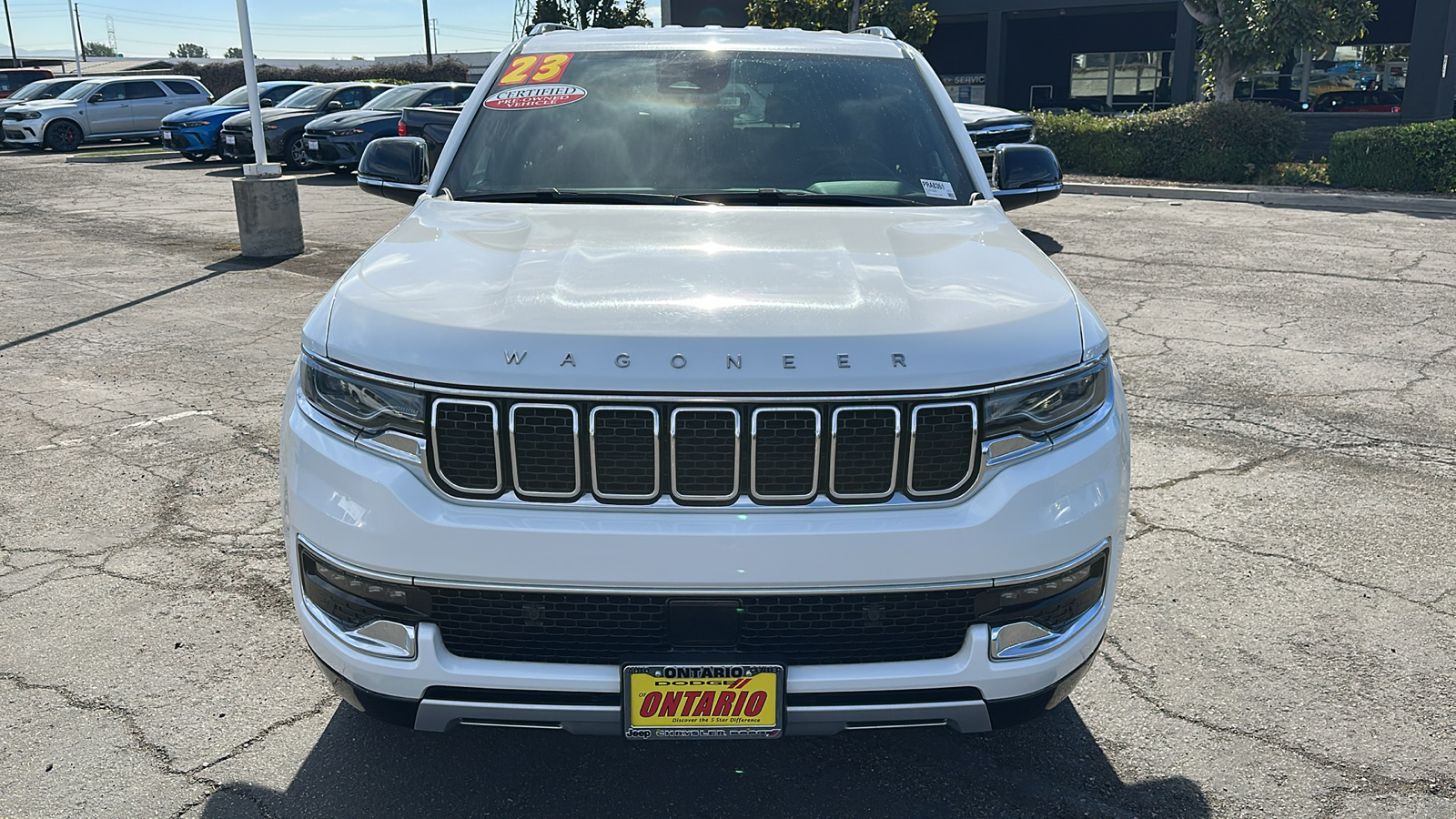 2023 Jeep Wagoneer L Series II 9