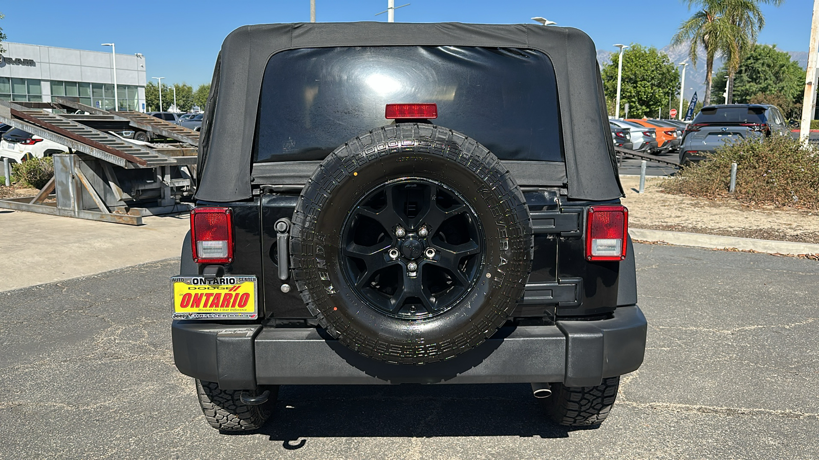 2017 Jeep Wrangler Sport 5