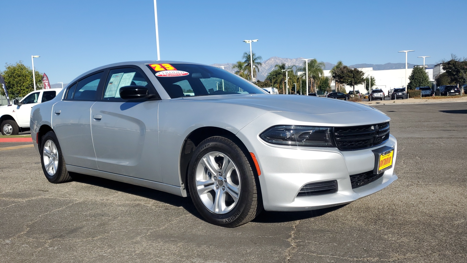 2023 Dodge Charger SXT 1