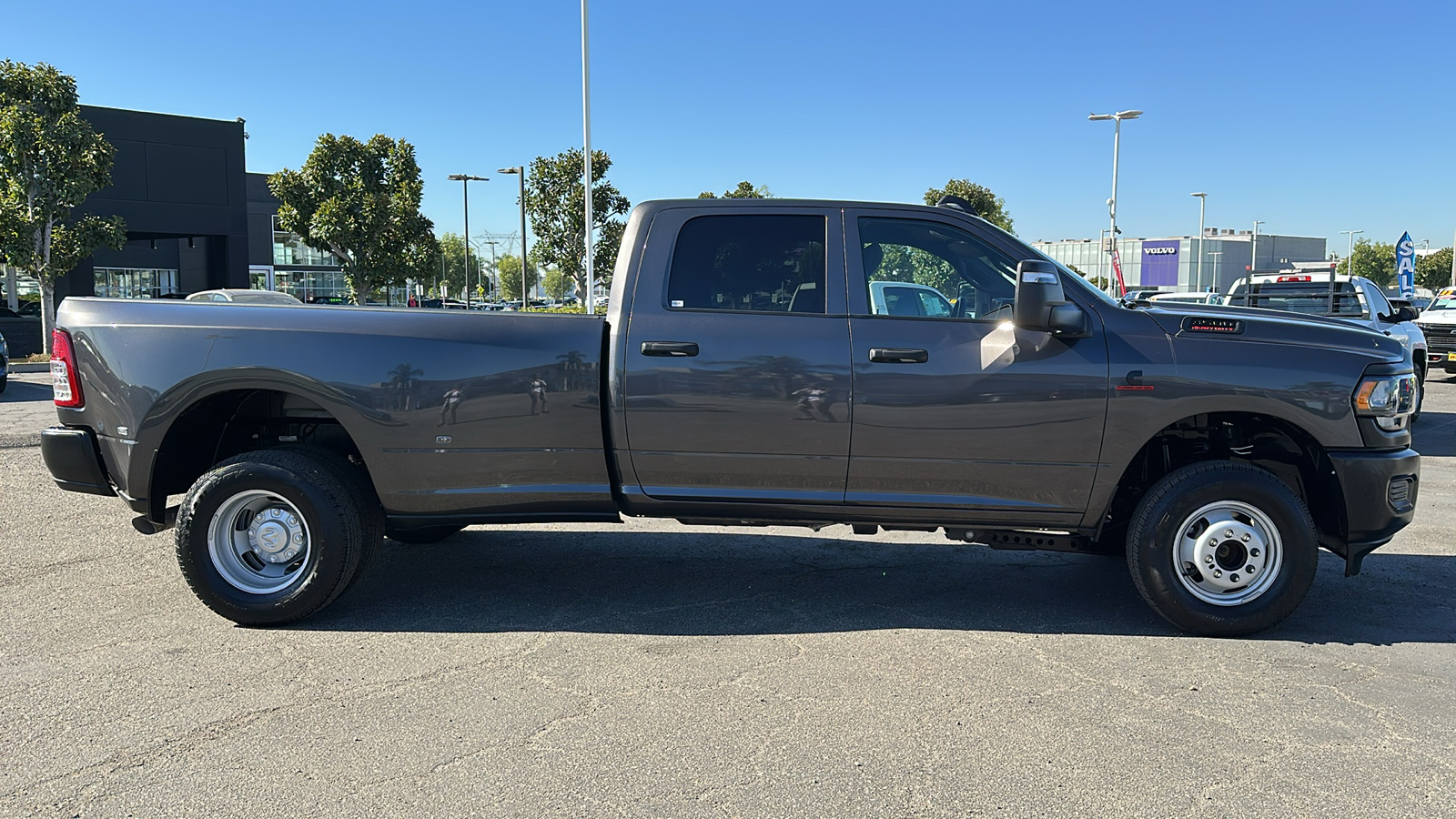 2024 Ram 3500 Tradesman 3