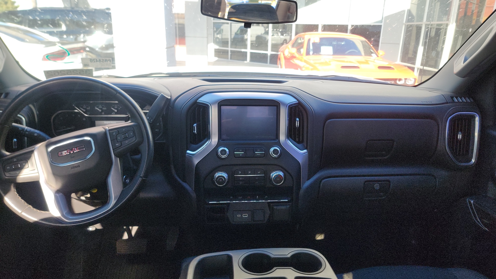 2021 GMC Sierra 1500 SLE 3