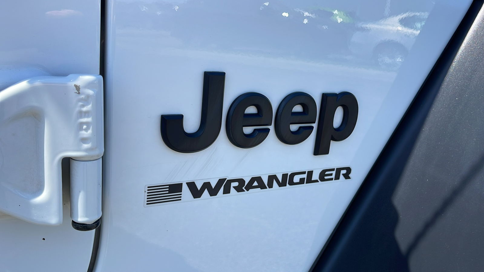 2023 Jeep Wrangler Sport S 30