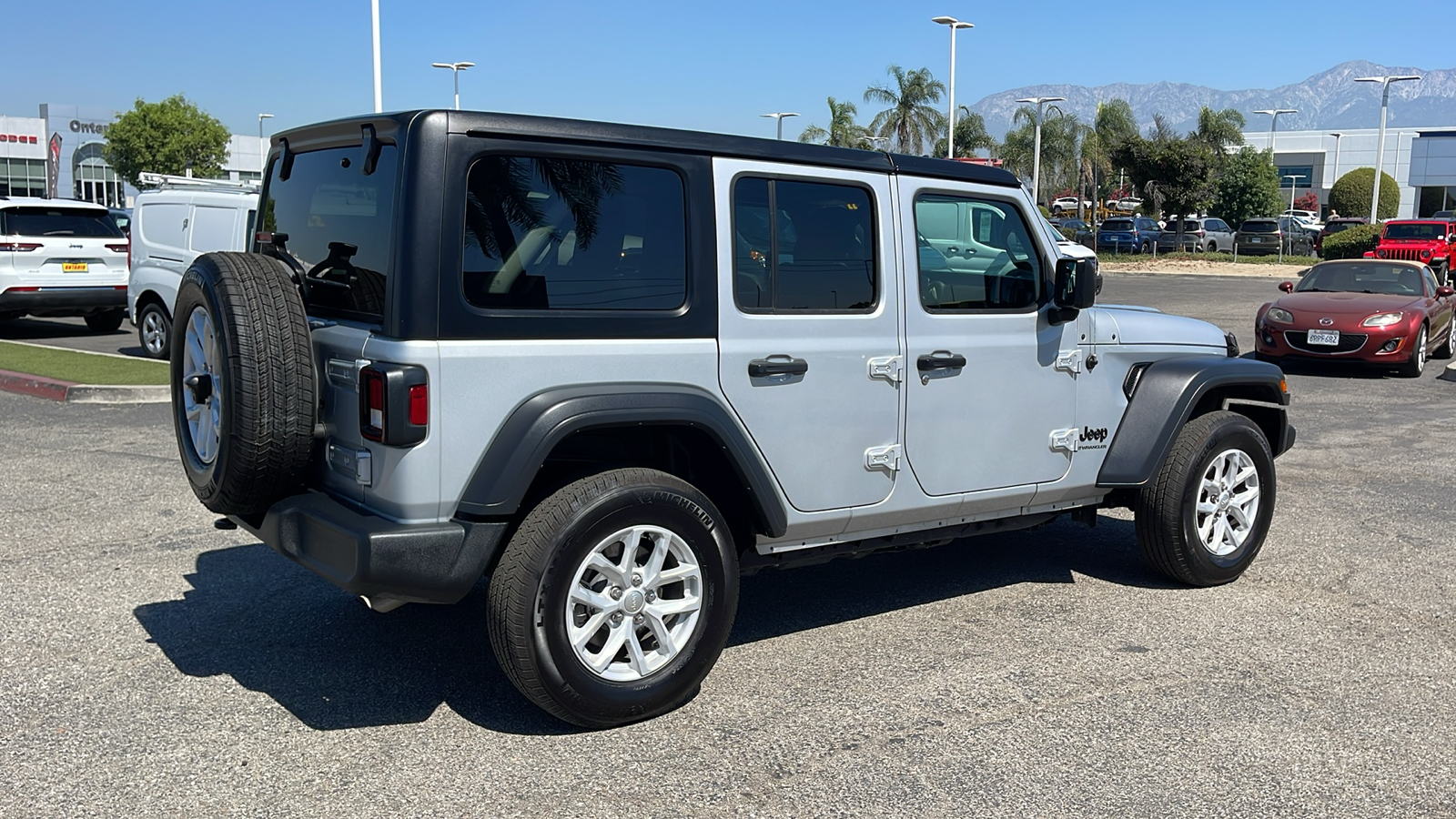 2023 Jeep Wrangler Sport S 3