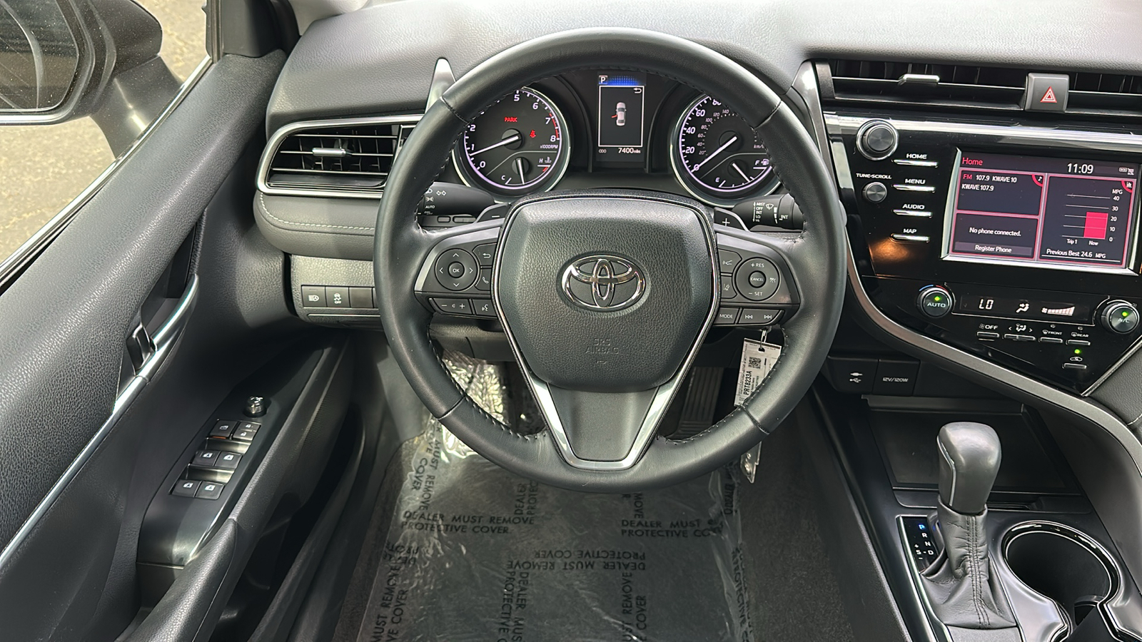 2019 Toyota Camry SE 10