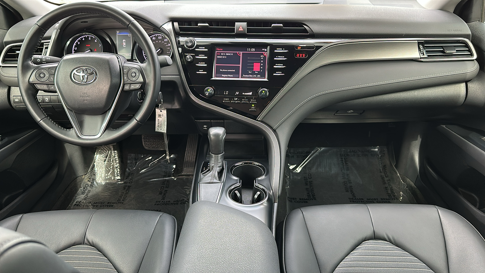 2019 Toyota Camry SE 11