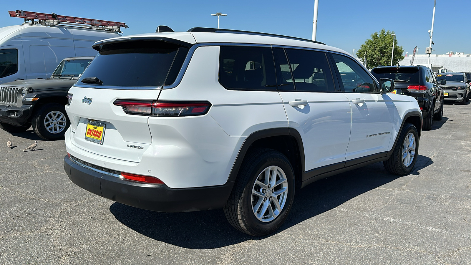 2023 Jeep Grand Cherokee L Laredo 4