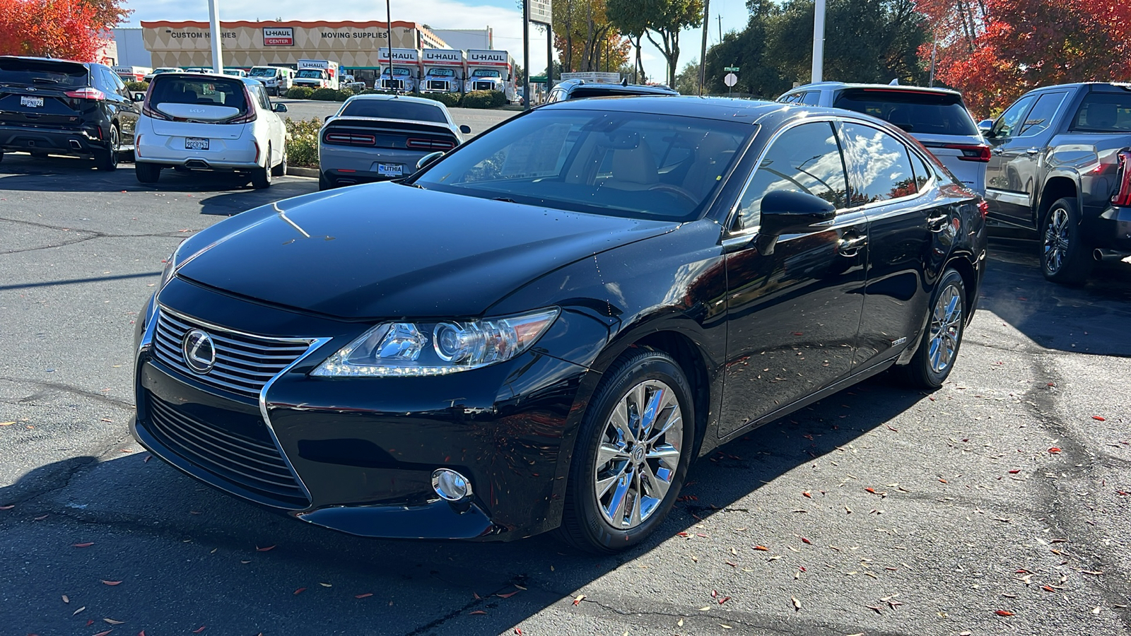 2013 Lexus ES 300h Hybrid 1