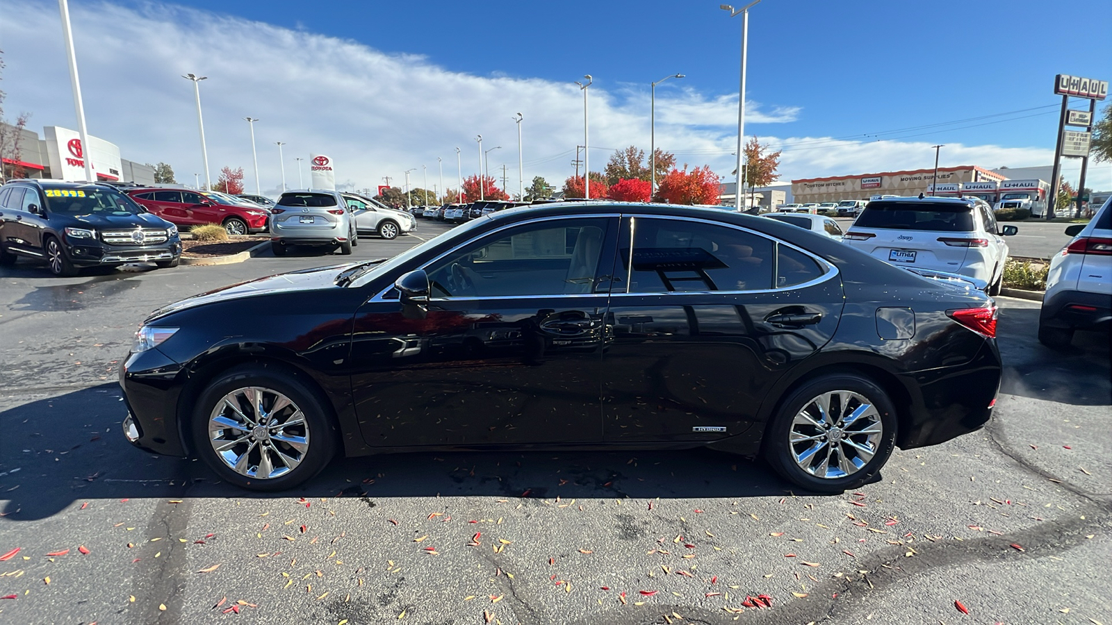 2013 Lexus ES 300h Hybrid 3