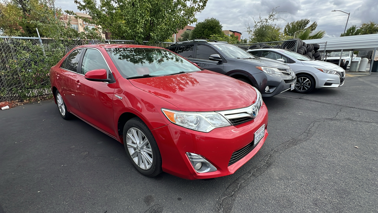 2014 Toyota Camry Hybrid  2