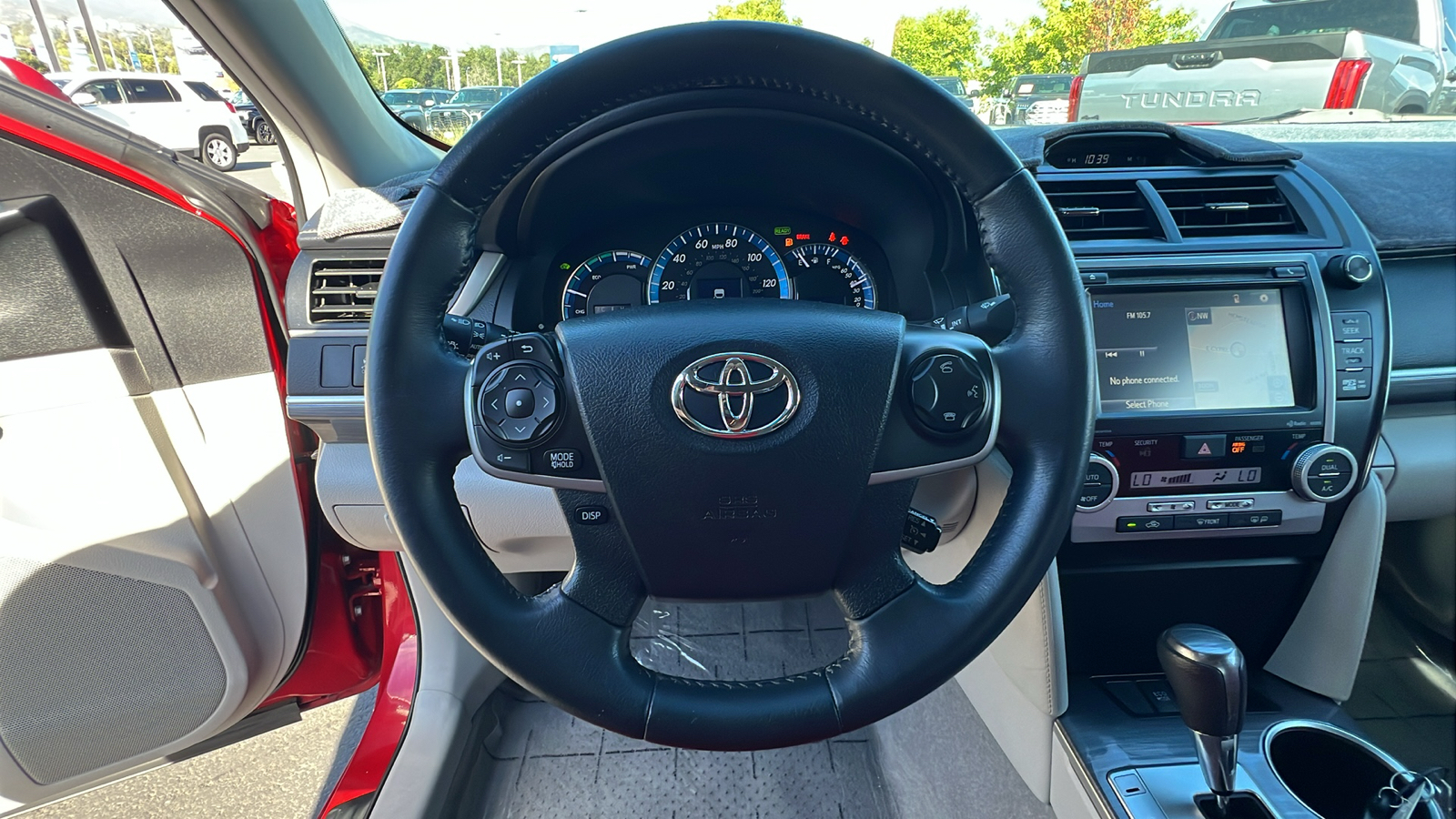 2014 Toyota Camry Hybrid  15