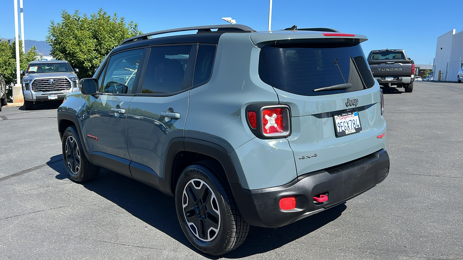 2015 Jeep Renegade Trailhawk 4