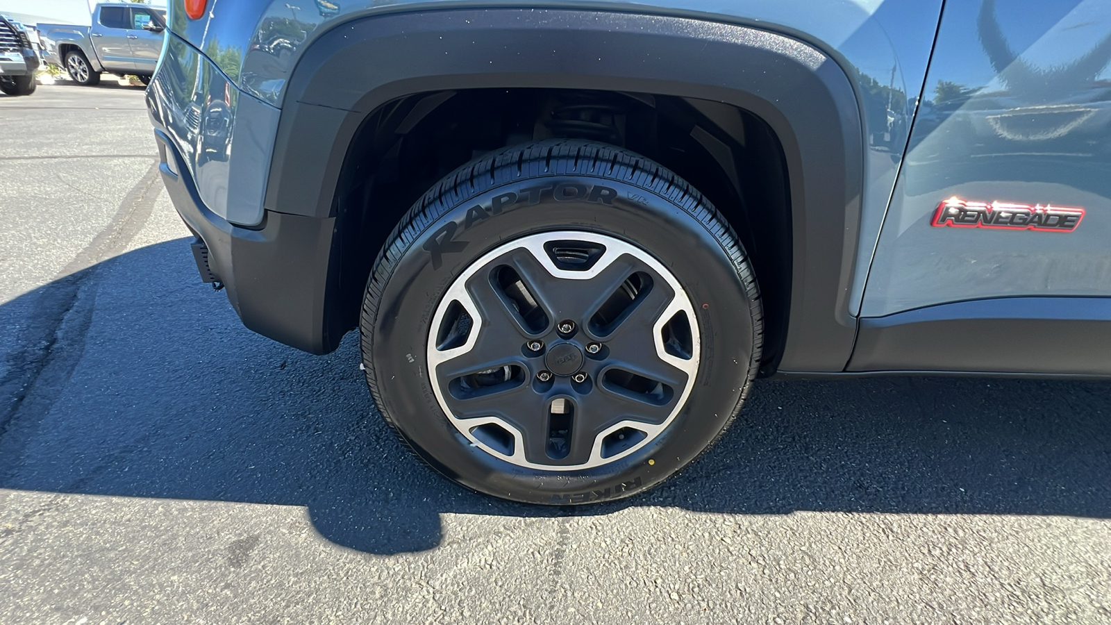 2015 Jeep Renegade Trailhawk 8