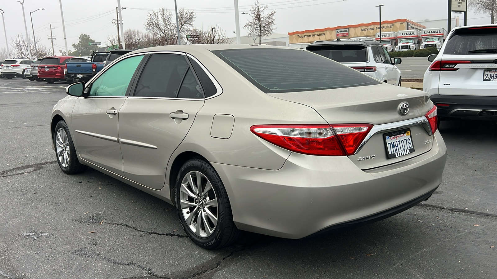 2015 Toyota Camry XLE 4