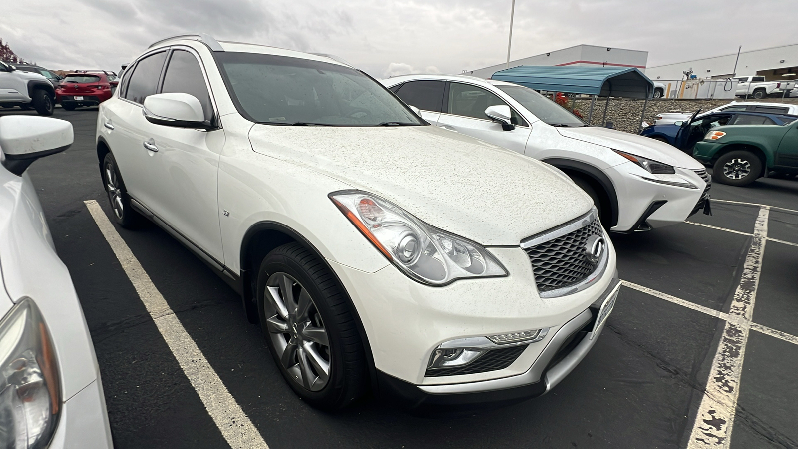 2016 INFINITI QX50  2