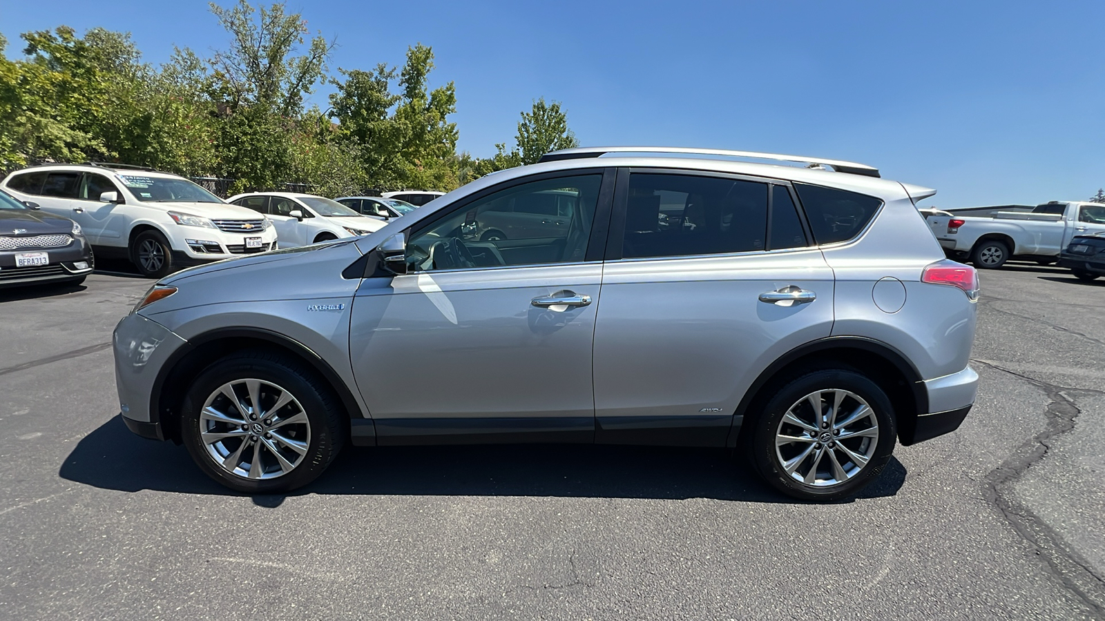 2017 Toyota RAV4 Hybrid Limited 3