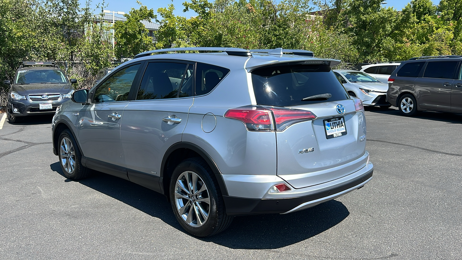 2017 Toyota RAV4 Hybrid Limited 4