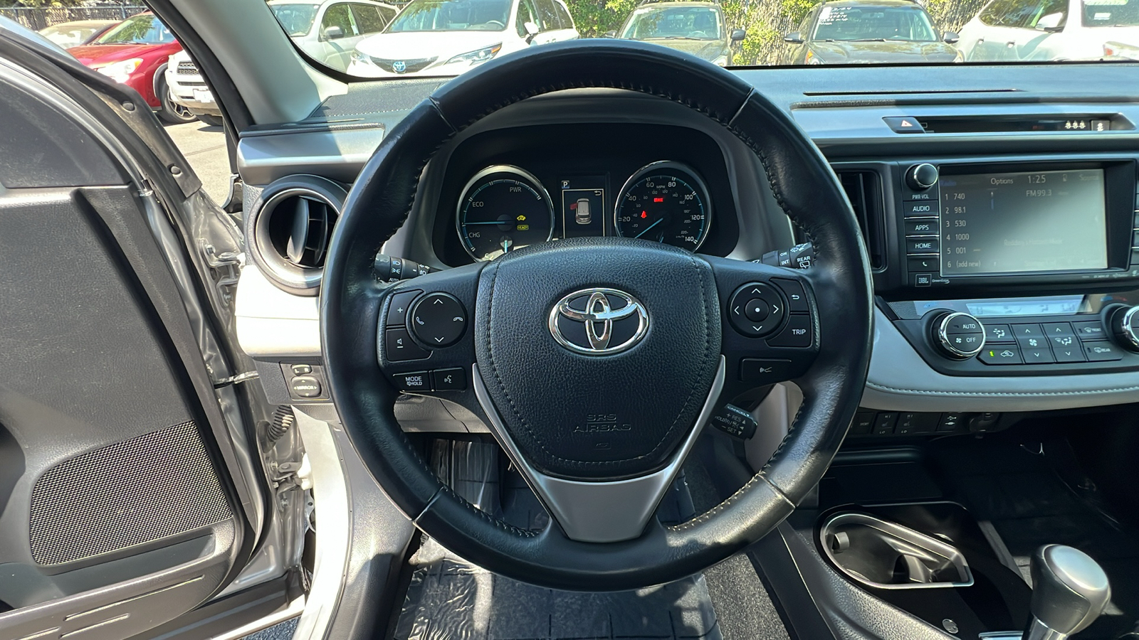 2017 Toyota RAV4 Hybrid Limited 15