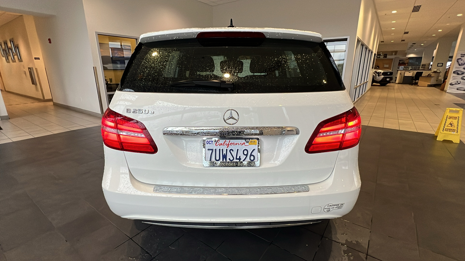 2017 Mercedes-Benz B-Class B 250e 5