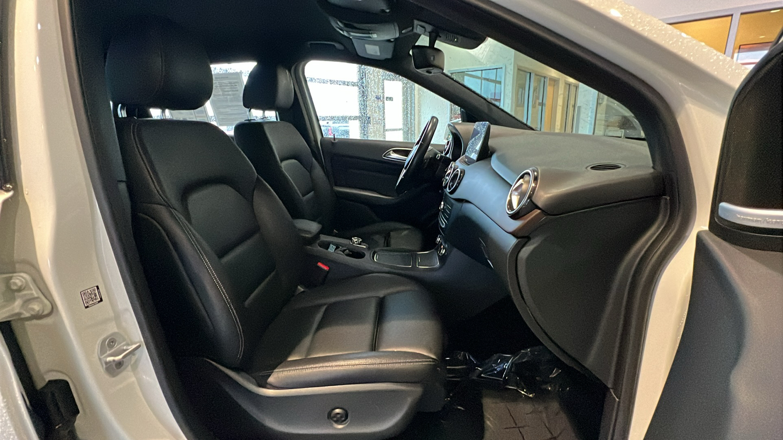 2017 Mercedes-Benz B-Class B 250e 14