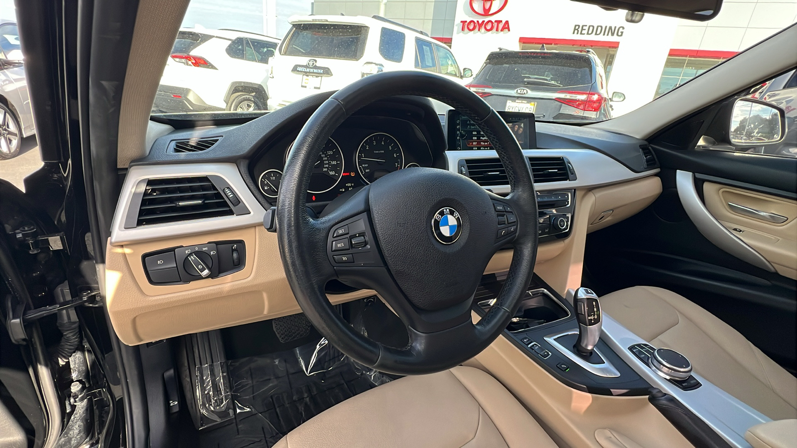 2017 BMW 3 Series 320i 2