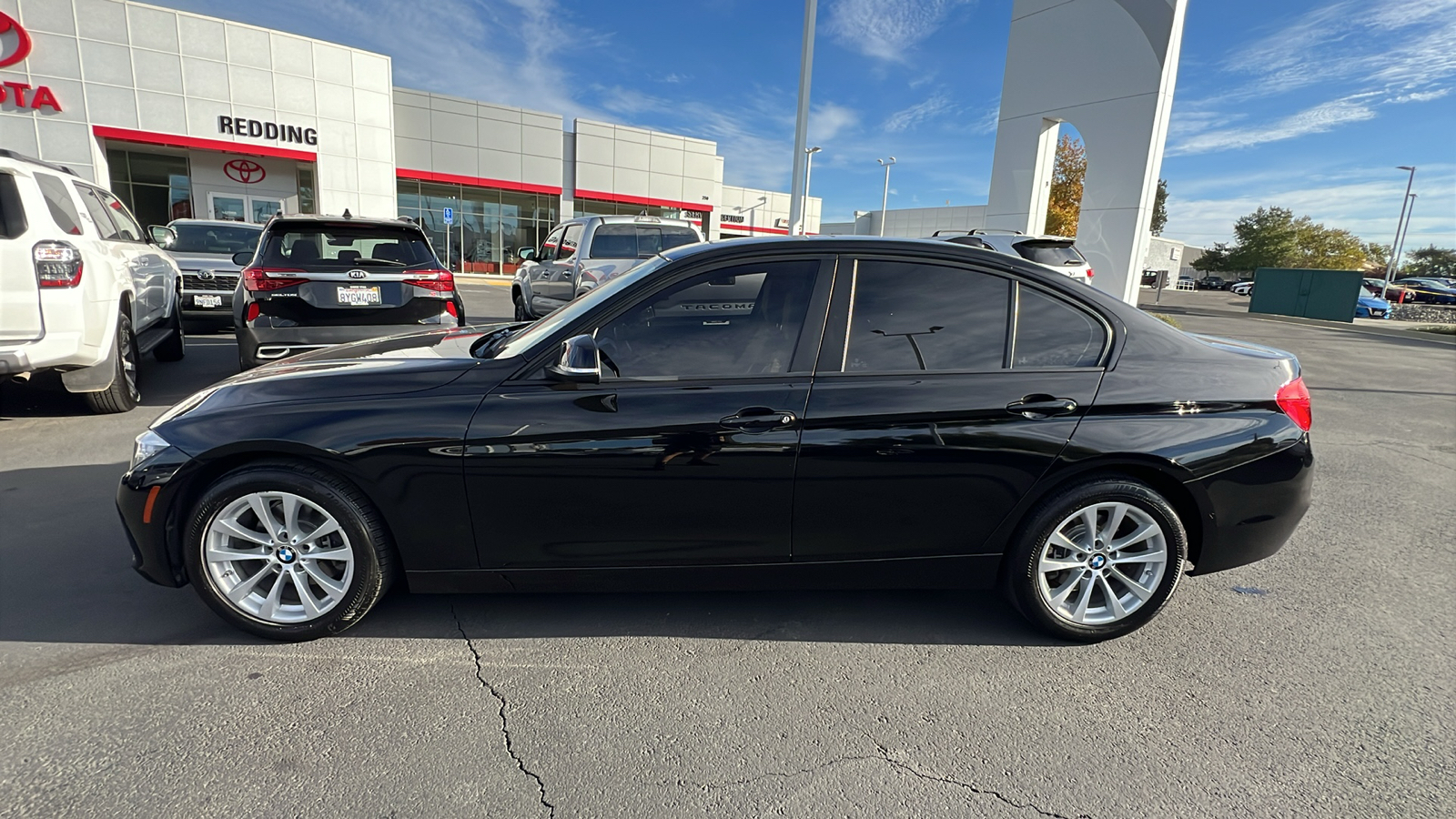 2017 BMW 3 Series 320i 3