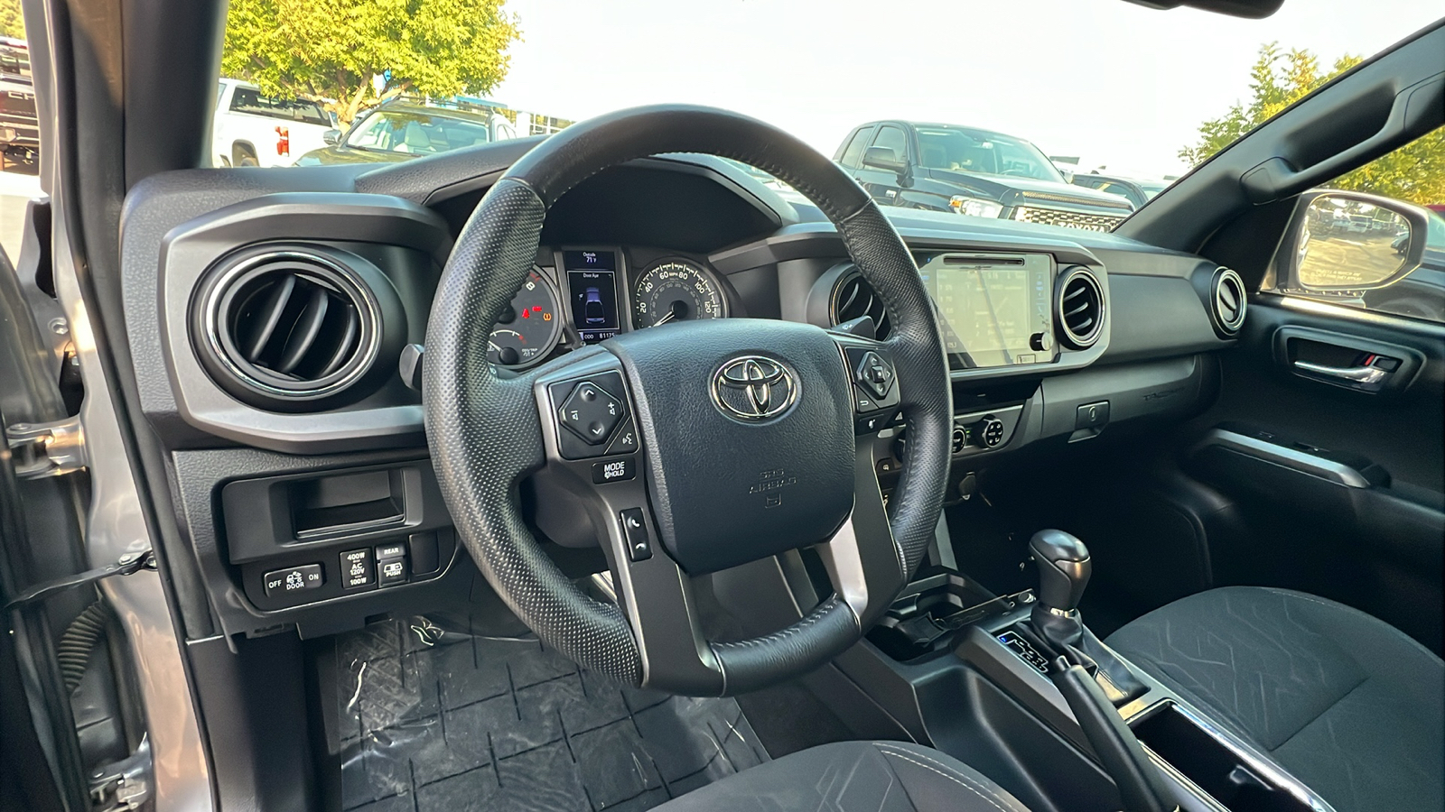 2017 Toyota Tacoma TRD Sport Double Cab 5 Bed V6 4x2 AT 2