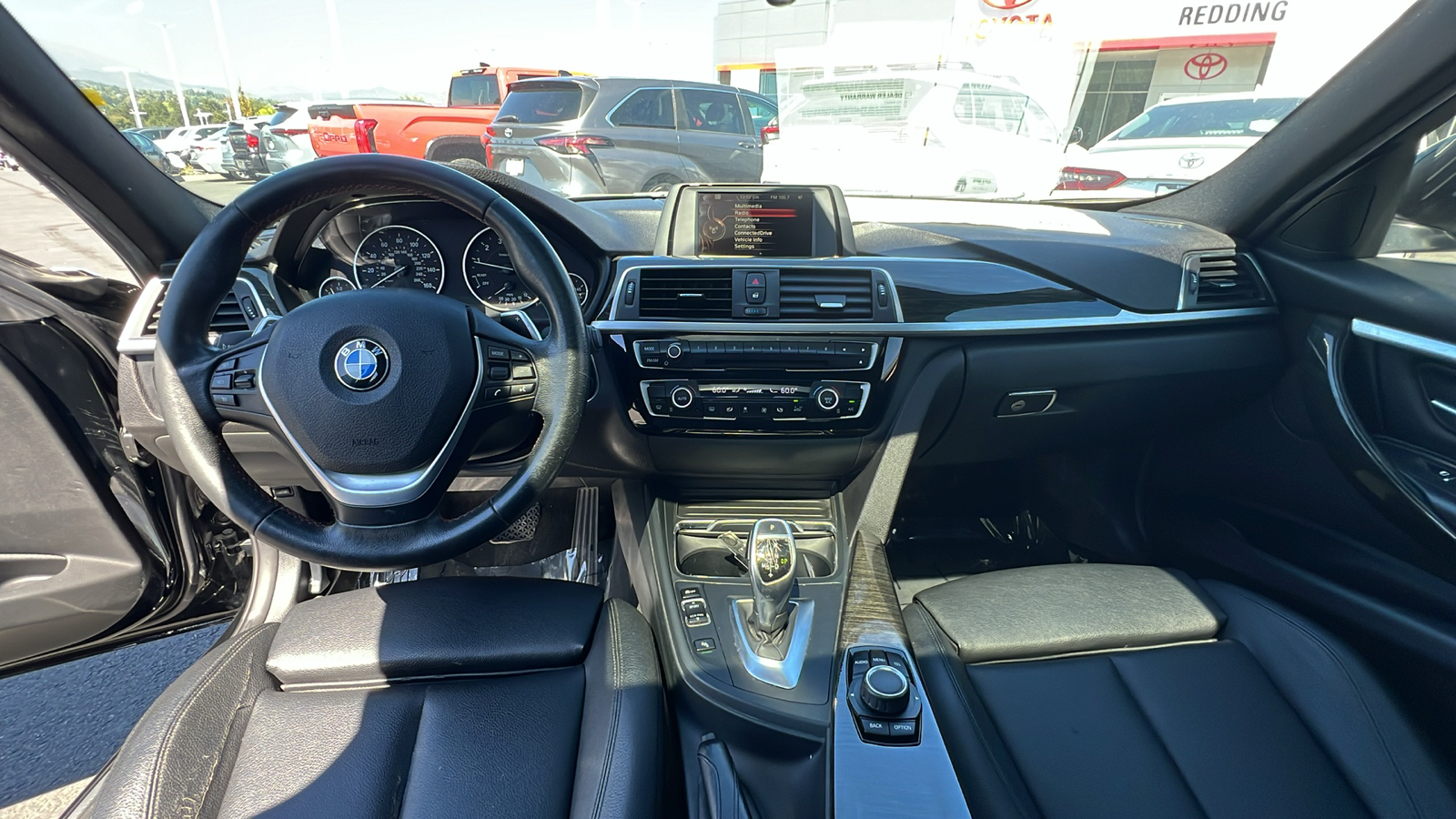 2017 BMW 3 Series 330i 10