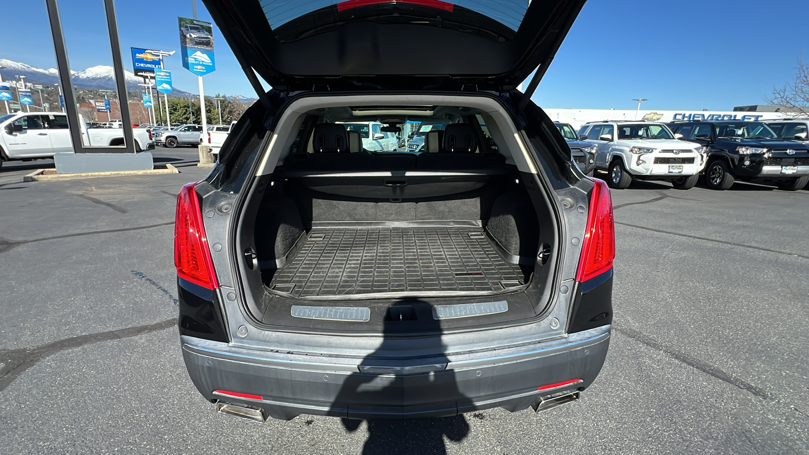 2017 Cadillac XT5 Luxury FWD 19