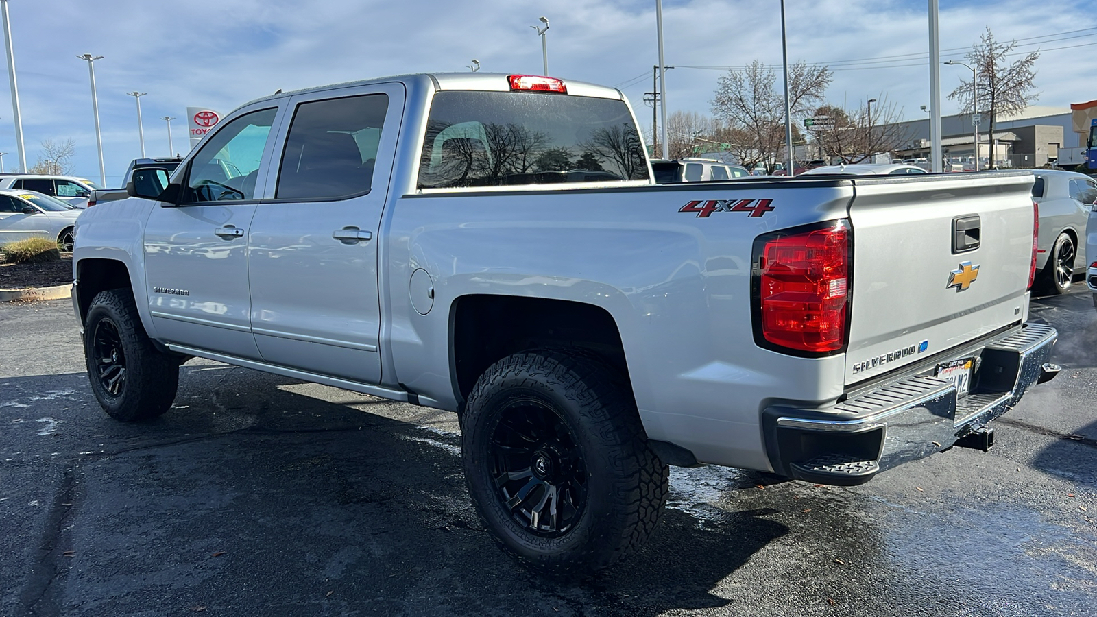 2018 Chevrolet Silverado 1500 LT 4WD Crew Cab 143.5 4