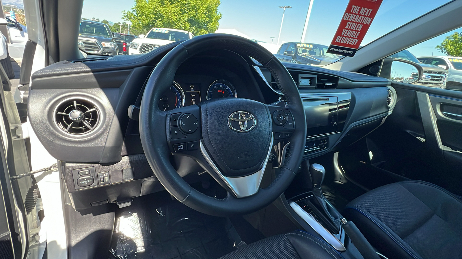 2018 Toyota Corolla SE 2