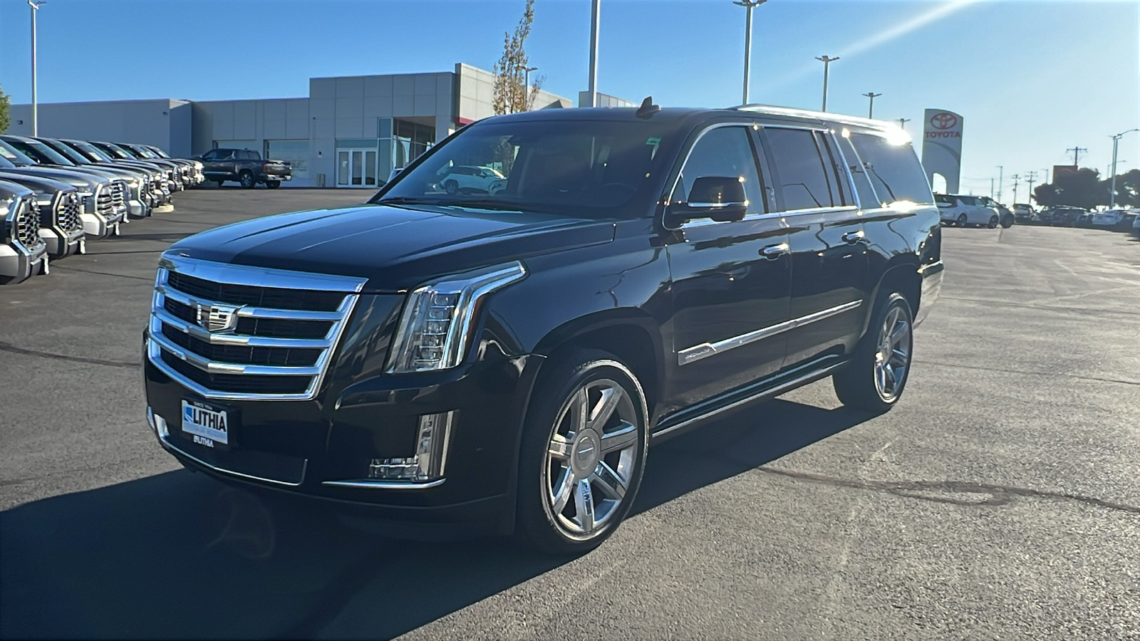 2018 Cadillac Escalade ESV Premium Luxury 1