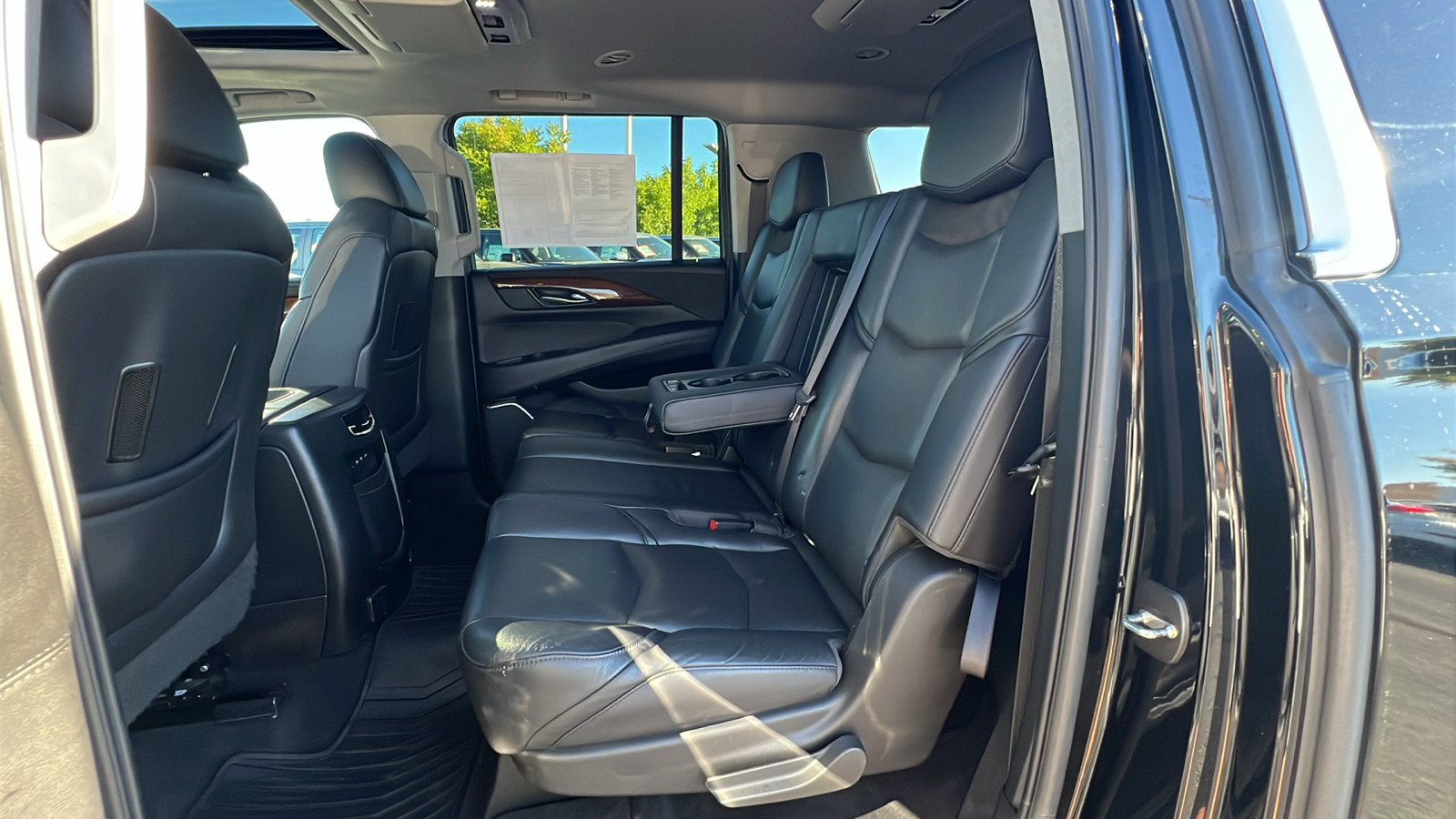 2018 Cadillac Escalade ESV Premium Luxury 13