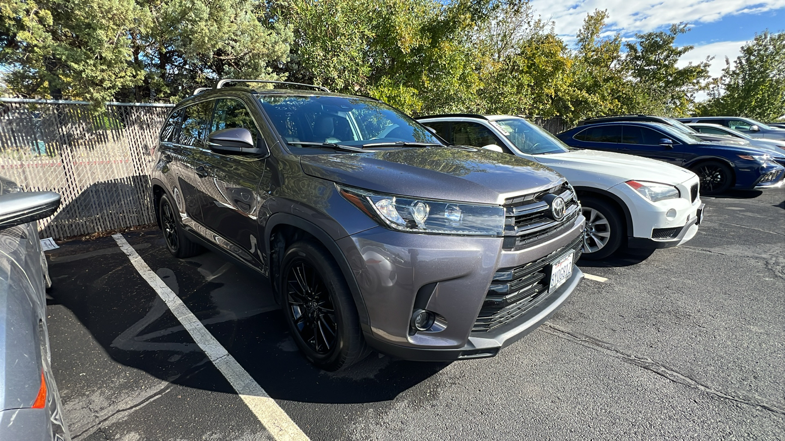 2019 Toyota Highlander SE 2