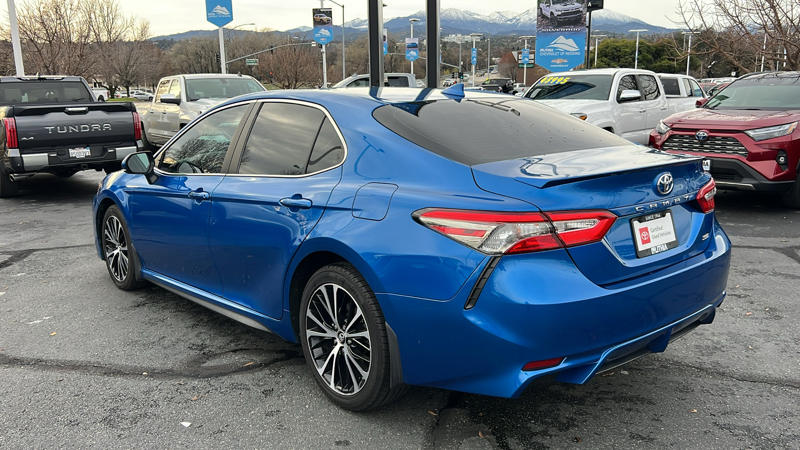 2019 Toyota Camry SE 4