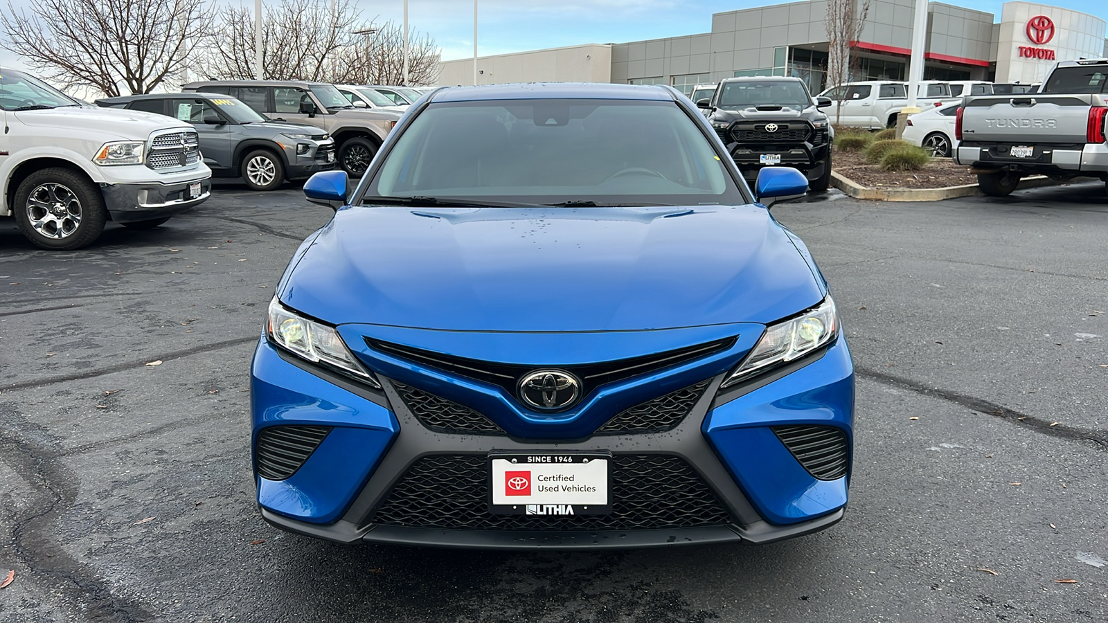 2019 Toyota Camry SE 6