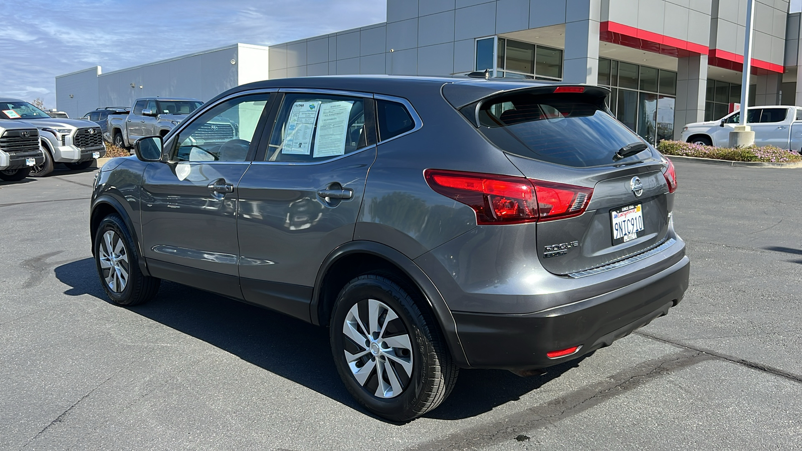 2019 Nissan Rogue Sport S 4