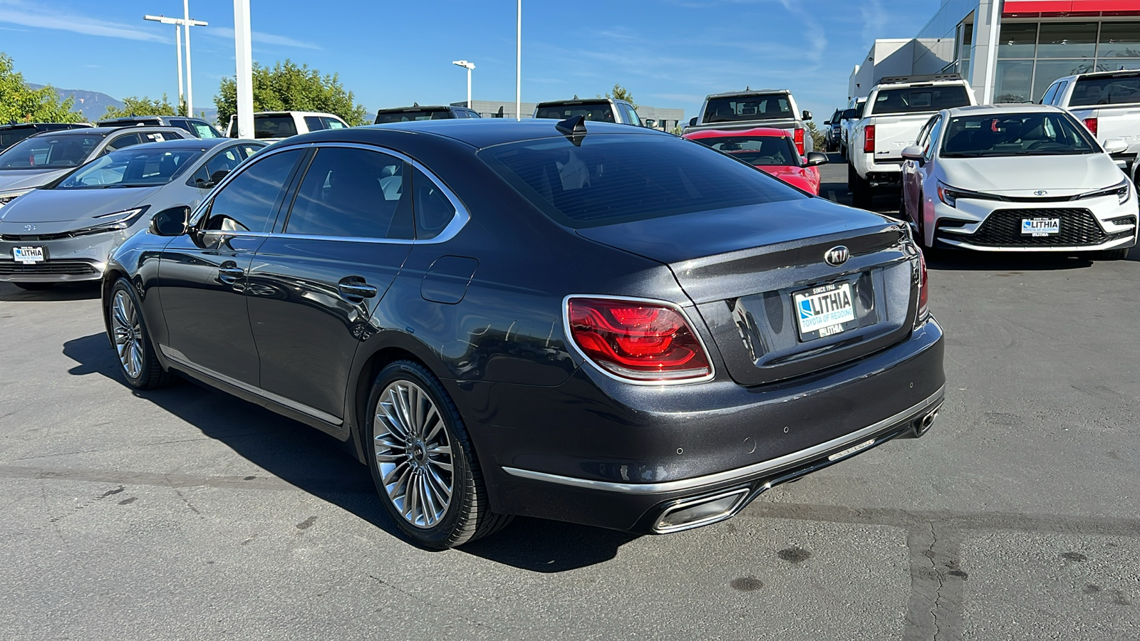 2020 Kia K900 Luxury 4