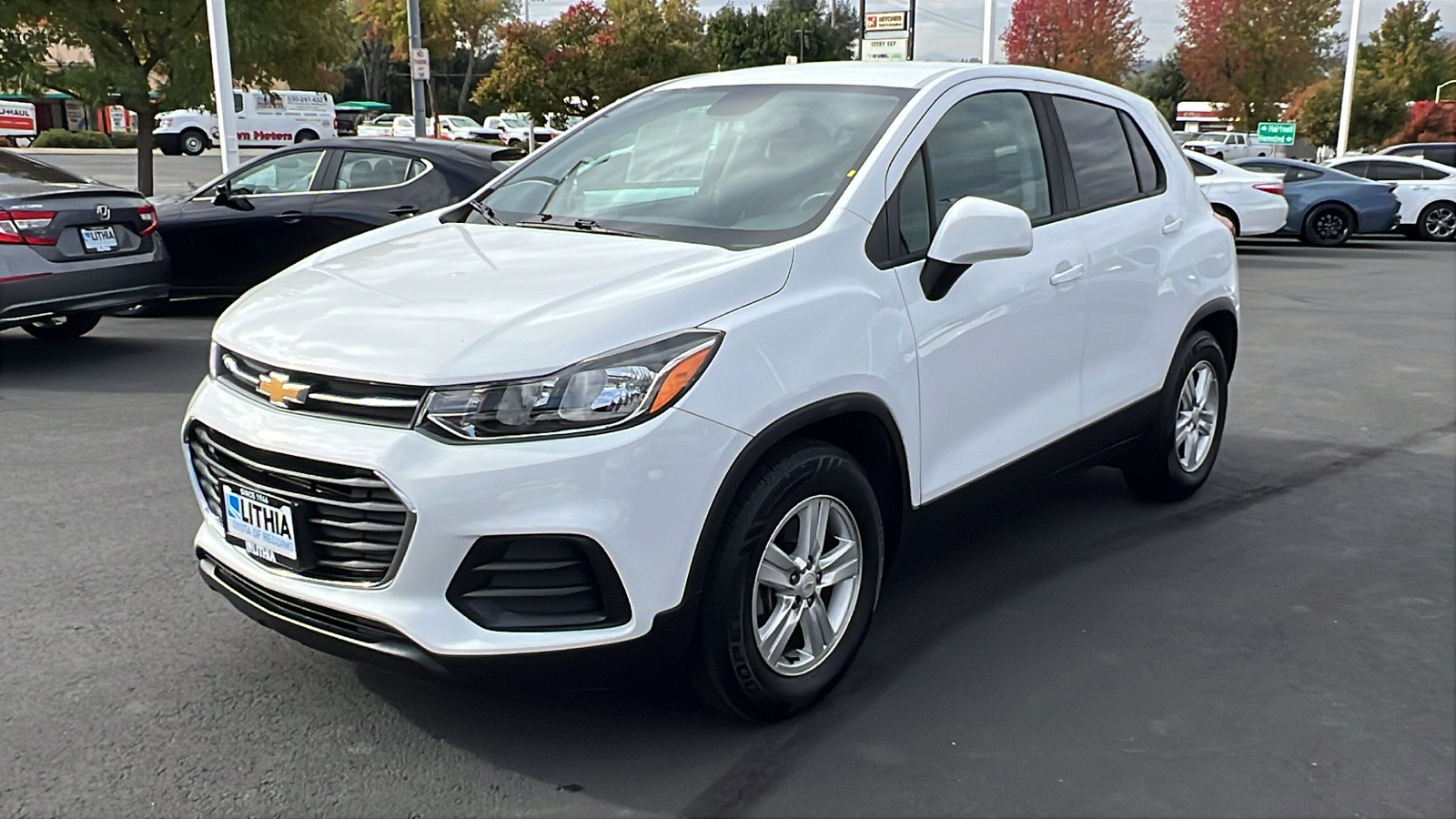 2021 Chevrolet Trax LS 1