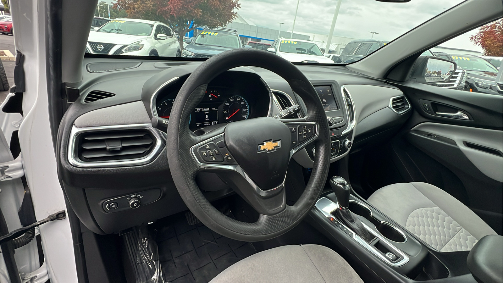 2021 Chevrolet Equinox LS 2