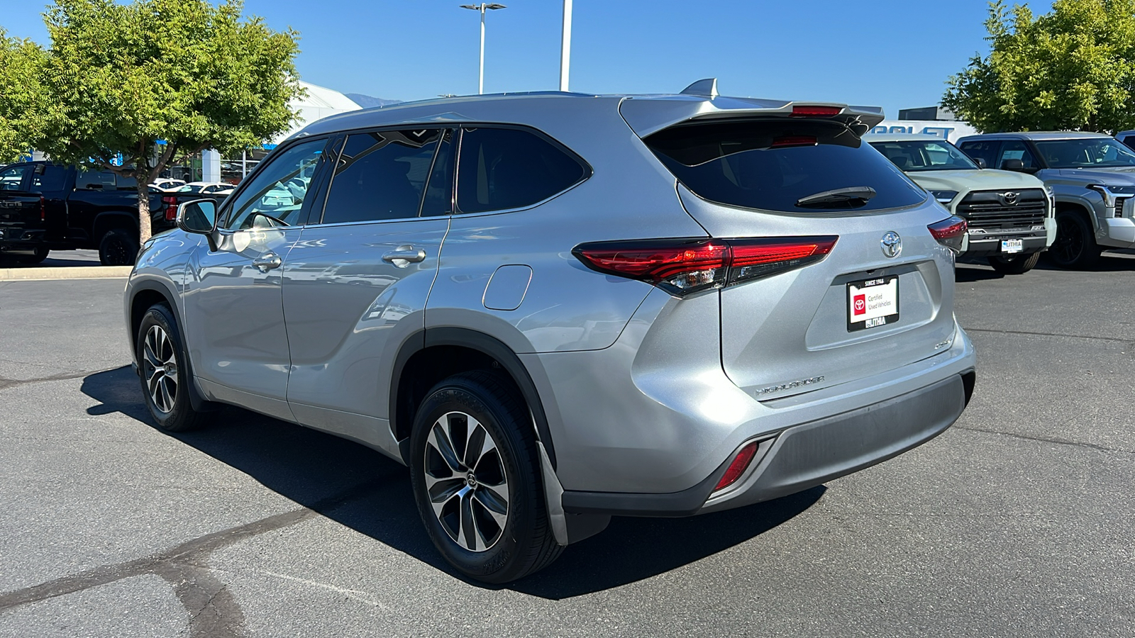 2021 Toyota Highlander XLE 4